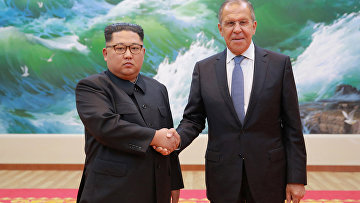 31 мая 2018. Сергей Лавров и Ким Чен Ын в Пхеньяне