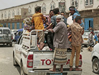 Беженцы из Ходейды прибывают в Сану, Йемен