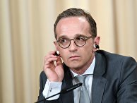 Глава МИД Германии Хайко Маас на пресс-конференции по итогам встречи с исполняющим обязанности министра иностранных дел РФ Сергеем Лавровым в Доме приемов МИД России. 10 мая 2018 Глава МИД Германии Хайко Маас на пресс-конференции по итогам встречи с исполняющим обязанности министра иностранных дел РФ Сергеем Лавровым в Доме приемов МИД России. 10 мая 2018