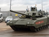 Танк Т-14 "Армата" перед началом репетиции военного парада в Москве Танк Т-14 "Армата" перед началом репетиции военного парада в Москве