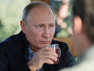 Рабочая поездка президента РФ В. Путина и премьер-министра РФ Д. Медведева в Ставропольский край Рабочая поездка президента РФ В. Путина и премьер-министра РФ Д. Медведева в Ставропольский край