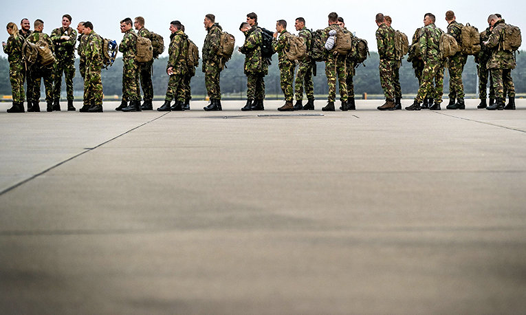 Немецкие солдаты во время учений НАТО Trident Juncture в Нидерландах