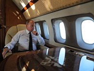 Президент РФ В. Путин посетил авиабазу Хмеймим в Сирии Президент РФ В. Путин посетил авиабазу Хмеймим в Сирии