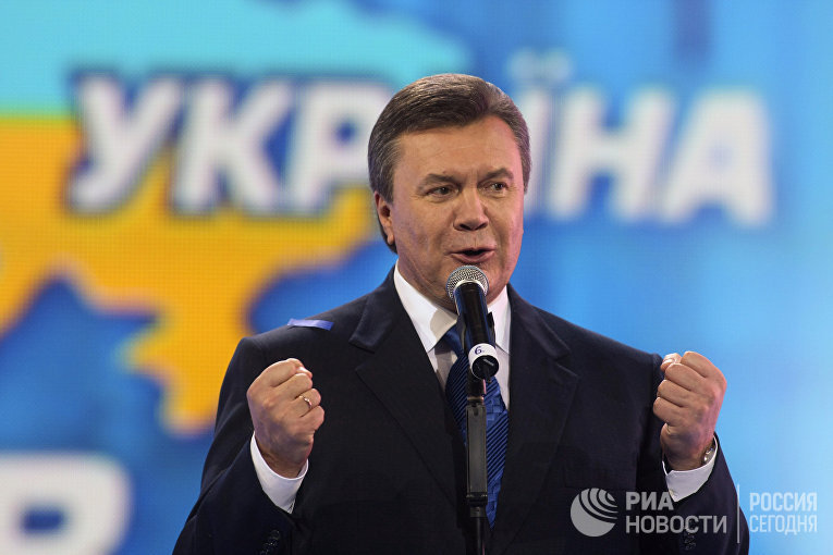 В. Янукович выдвинут кандидатом в президенты Украины