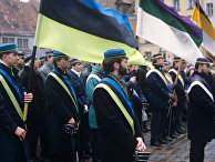 Студенческий митинг во время празднования дня независимости Эстонии Студенческий митинг во время празднования дня независимости Эстонии