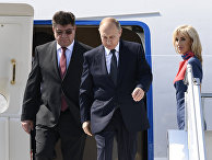 Президент России Владимир Путин и посол России в Финляндии Павел Кузнецов