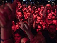 Фанаты рэпера Хаски на концерте в Москве