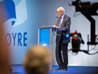 Бывший премьер-министр Норвегии Коре Виллок на съезде партии Хёйре
