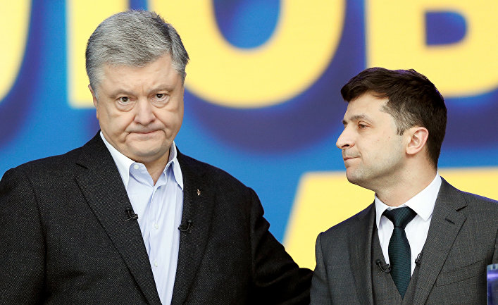 Действующий президент Украины, кандидат в президенты Петр Порошенко и кандидат в президенты от партии "Слуга народа" Владимир Зеленский