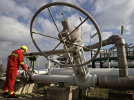 Рабочий на газопроводе турецкой компании Боташ, Турция Рабочий на газопроводе турецкой компании Боташ, Турция