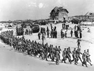 Немецкие военнопленные, захваченные во время высадки союзников в Нормандию Немецкие военнопленные, захваченные во время высадки союзников в Нормандию
