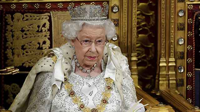 Елизавета II признала Крым российским