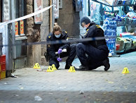 Полиция на месте, где застрелили 15-летнего подростка, Мальмё, Швеция
