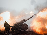 Ополченец Донецкой народной республики на передовой в окрестностях Дебальцево Донецкой области Ополченец Донецкой народной республики на передовой в окрестностях Дебальцево Донецкой области