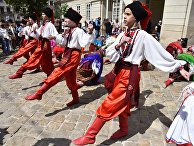 День вышиванки на Украине День вышиванки на Украине