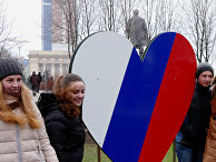 Митинг в Донецке, посвященный годовщине воссоединения Крыма с Россией Митинг в Донецке, посвященный годовщине воссоединения Крыма с Россией
