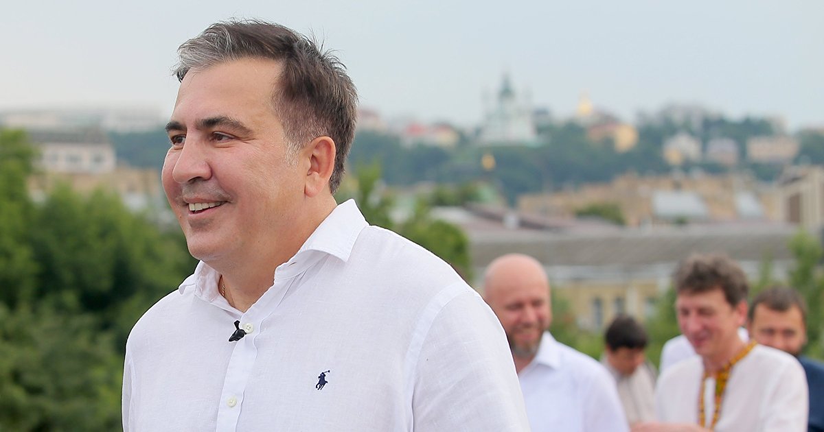Саакашвили попал в Грузию на грузовике со свежей зеленью СМИ (Главред, Украина) (Главред)