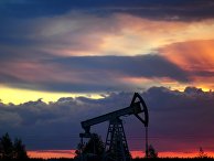 Работа нефтяных станков - качалок Работа нефтяных станков - качалок