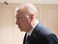 Президент Турции Реджеп Тайип Эрдоган перед началом встречи с президентом РФ Владимиром Путиным 8 января 2020 Президент Турции Реджеп Тайип Эрдоган перед началом встречи с президентом РФ Владимиром Путиным 8 января 2020