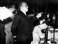 Франсиско Ларго Кабальеро произносит речь 15 января 1936 года в Мадриде Франсиско Ларго Кабальеро произносит речь 15 января 1936 года в Мадриде