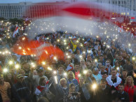 Участники акции протеста в Минске, Белоруссия Участники акции протеста в Минске, Белоруссия