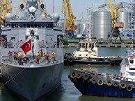 Эскадра НАТО в составе пяти кораблей зашла в Одессу. Фрегат «Йлдирим» ВМС Турции Эскадра НАТО в составе пяти кораблей зашла в Одессу. Фрегат «Йлдирим» ВМС Турции