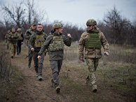Рабочая поездка президента Украины Владимира Зеленского в Донбасс Рабочая поездка президента Украины Владимира Зеленского в Донбасс