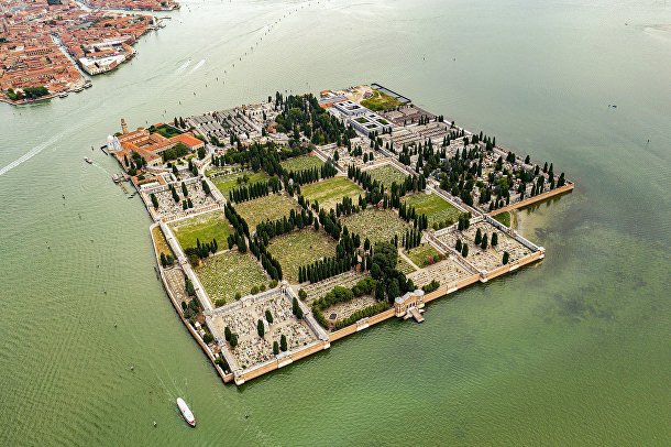 Остров Святого Михаила Архангела в Венеции