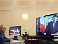 Встреча президента РФ В. Путина с президентом Франции Э. Макроном Встреча президента РФ В. Путина с президентом Франции Э. Макроном
