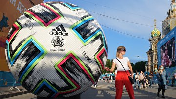 Открытие фан-зоны Евро-2020 в Санкт-Петербурге