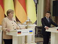 Президент Украины Владимир Зеленский и канцлер Германии Ангела Меркель Президент Украины Владимир Зеленский и канцлер Германии Ангела Меркель