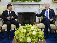 Президент Украины Владимир Зеленский и президент США Джо Байден в Овальном кабинете в Вашингтоне Президент Украины Владимир Зеленский и президент США Джо Байден в Овальном кабинете в Вашингтоне