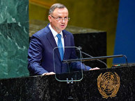 Президент Польши Анджей Дуда выступает на 76-й сессии Генеральной Ассамблеи в Штаб-квартире ООН в Нью-Йорке Президент Польши Анджей Дуда выступает на 76-й сессии Генеральной Ассамблеи в Штаб-квартире ООН в Нью-Йорке