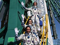 Старт ТПК "Союз МС-19" со съемочной группой фильма "Вызов" Старт ТПК "Союз МС-19" со съемочной группой фильма "Вызов"