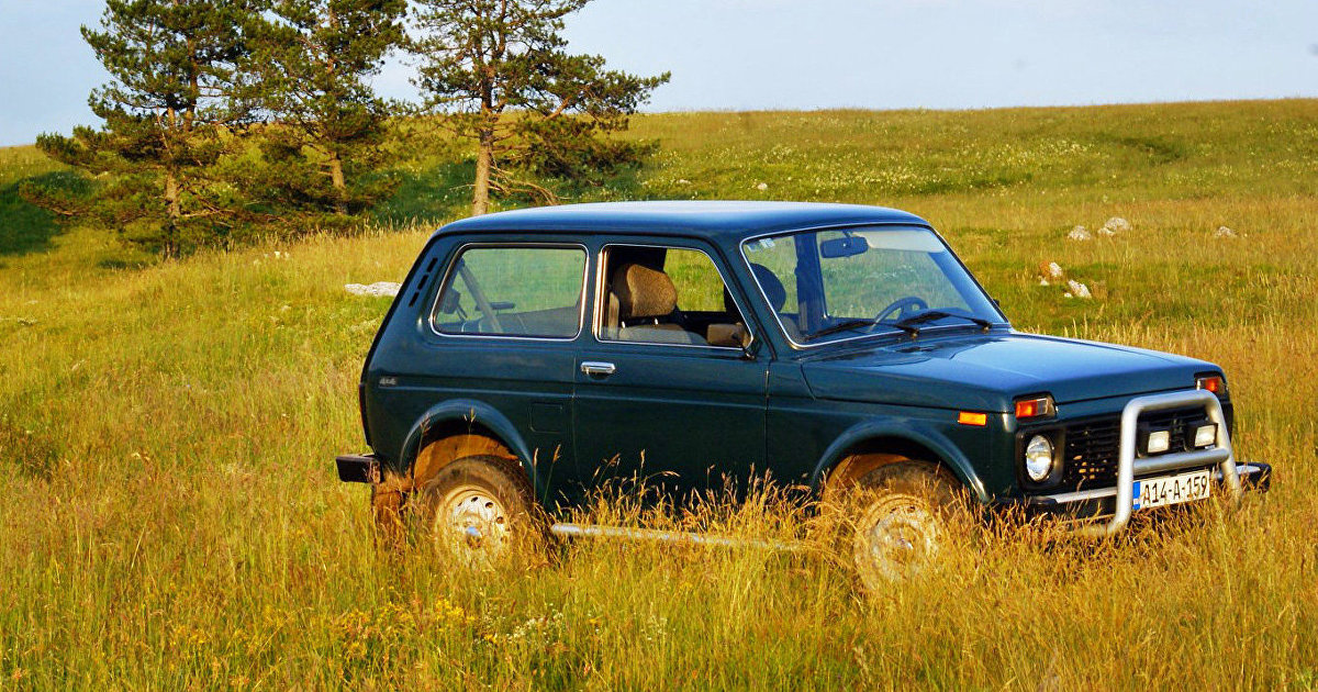 Факти (Болгария): Зверь с Востока Lada Niva в Великобритании стоит недорого, но есть загвоздка (Факти.бг)