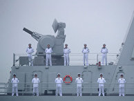 Моряки на палубе ракетного эсминца типа 055 "Наньчан" Военно-морского флота Народно-освободительной армии Китая Моряки на палубе ракетного эсминца типа 055 "Наньчан" Военно-морского флота Народно-освободительной армии Китая