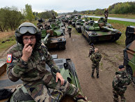 Французские солдаты во время военных учений в Польше Французские солдаты во время военных учений в Польше
