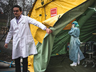 Палатка для приема больных covid-19 в Стокгольме, Швеция Палатка для приема больных covid-19 в Стокгольме, Швеция