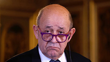 Министр иностранных дел Франции Жан-Ив ле Дриан