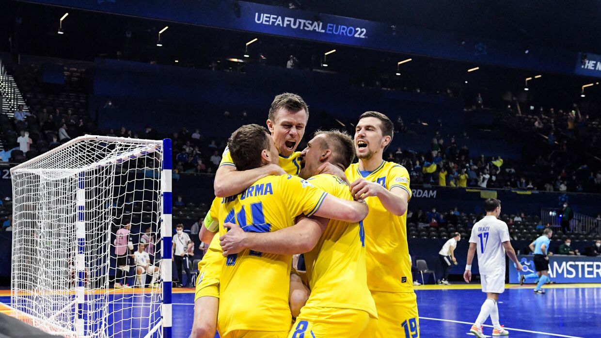 Национальная сборная Украины по футзалу во время матча в Амстердаме