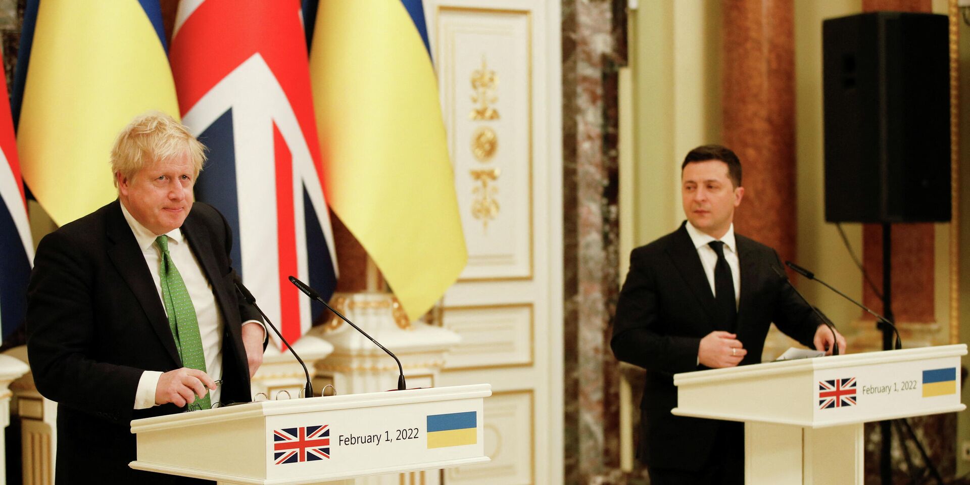 Премьер-министр Великобритании Борис Джонсон и президент Украины Владимир Зеленский - ИноСМИ, 1920, 03.02.2022