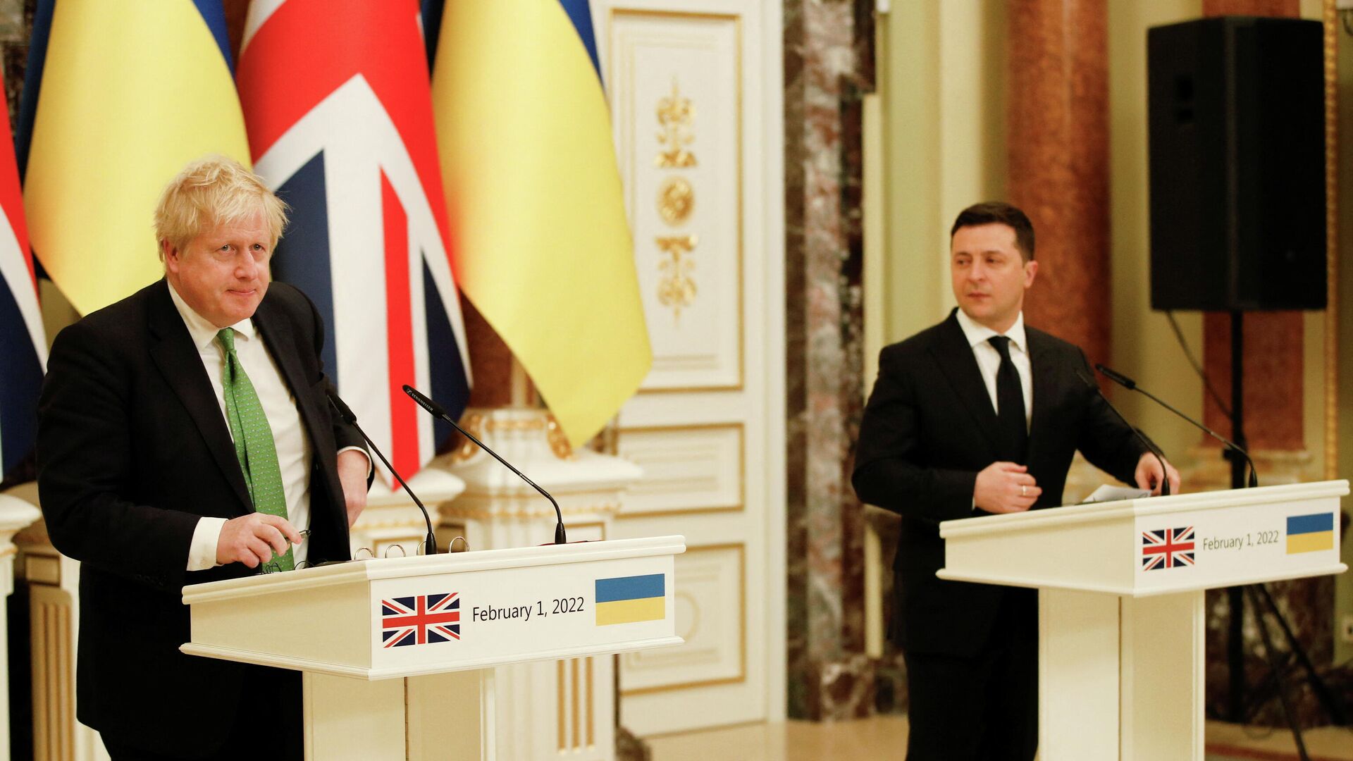 Премьер-министр Великобритании Борис Джонсон и президент Украины Владимир Зеленский - ИноСМИ, 1920, 03.02.2022