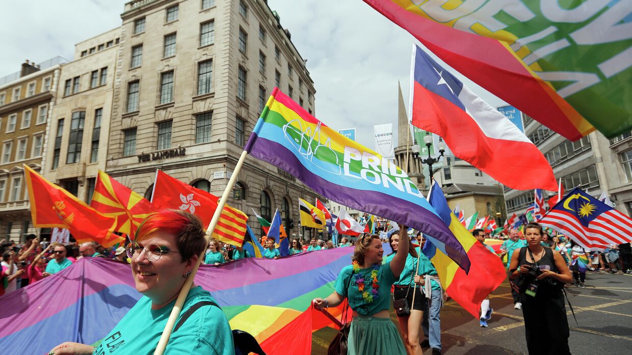 Участники гей-парада в Лондоне, Великобритания