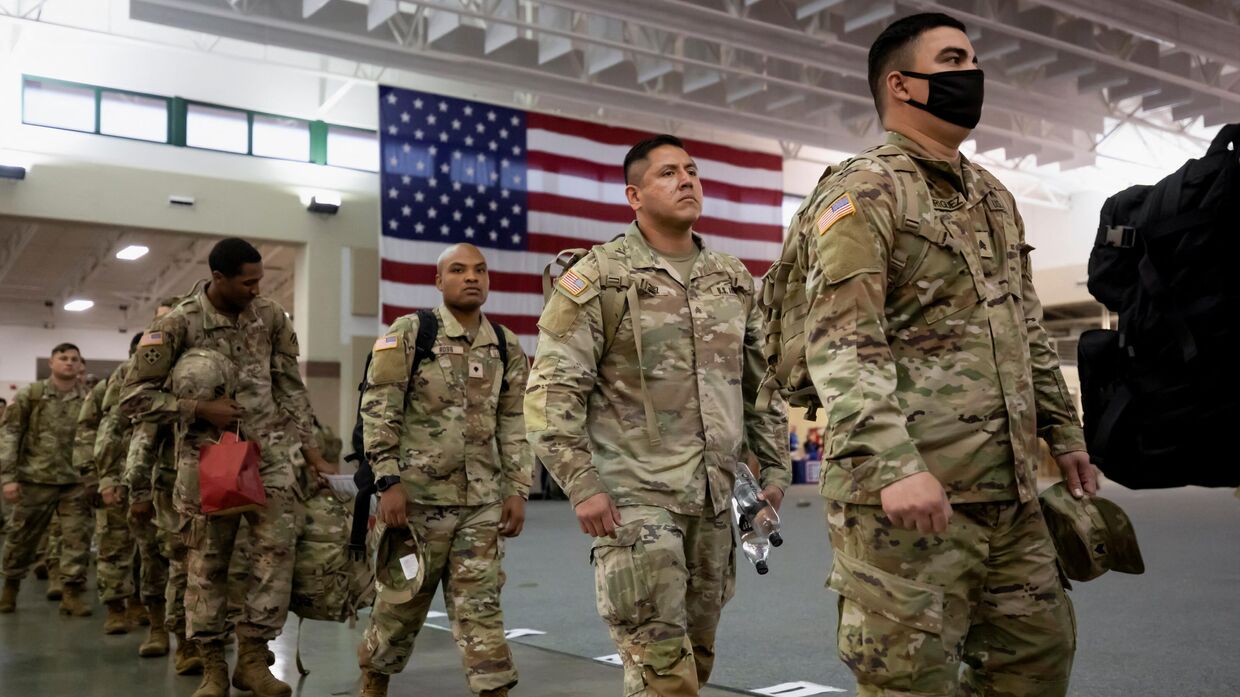 Американские военные на аэродроме Хантер в Саванне, штат Джорджия, США