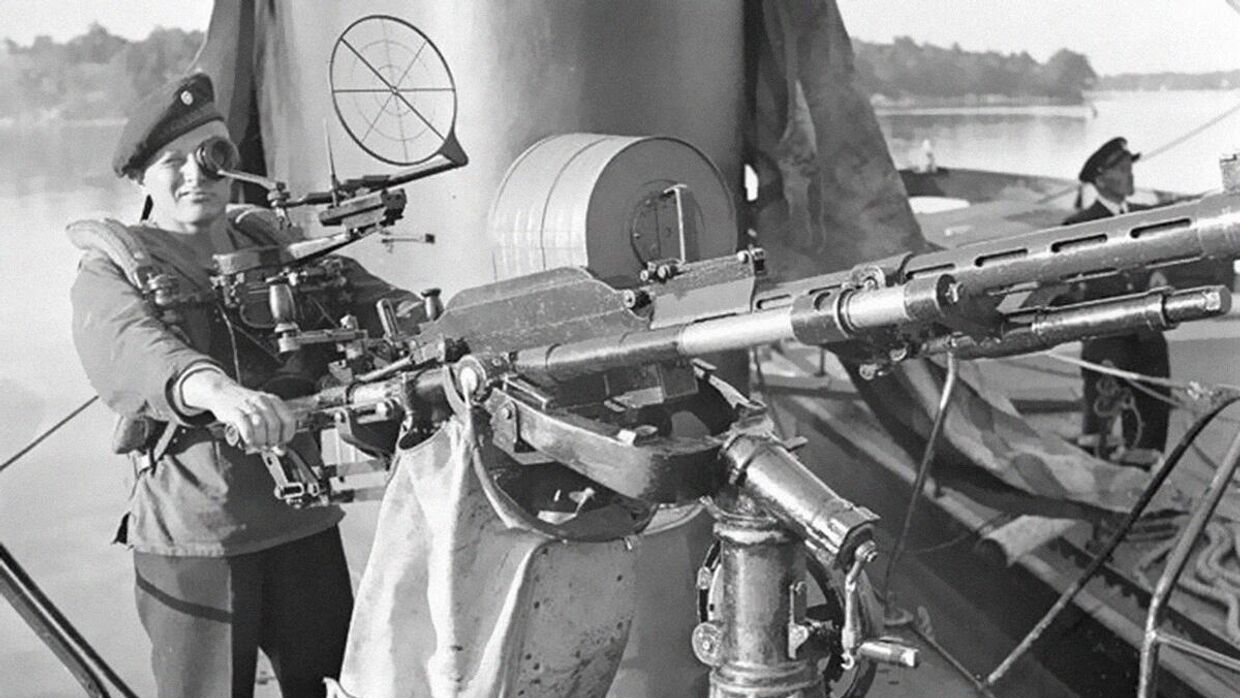 20-мм зенитная установка Мадсен на палубе финской подлодки Весикко