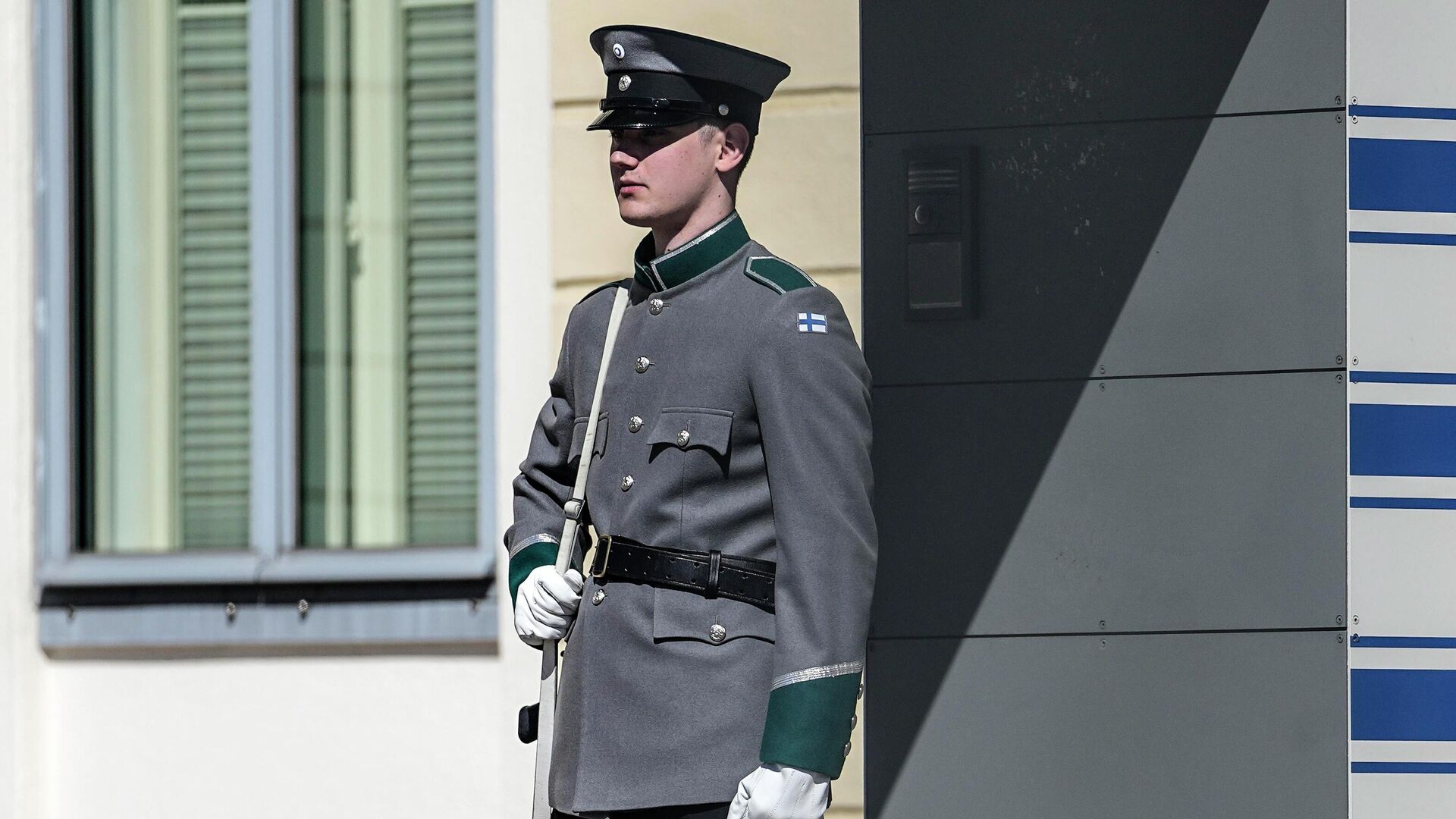 Солдат на посту у Президентского дворца в Хельсинки, Финляндия - ИноСМИ, 1920, 14.09.2022