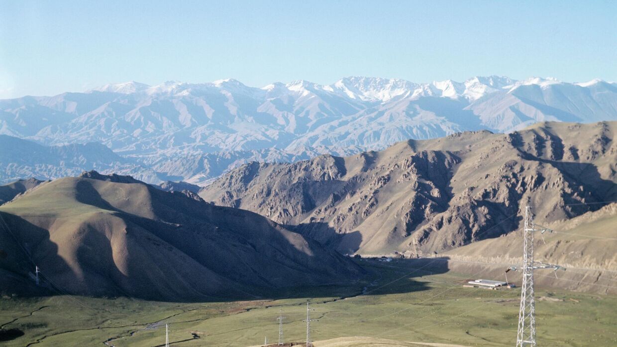 Горные склоны Тянь-Шаня, Киргизия