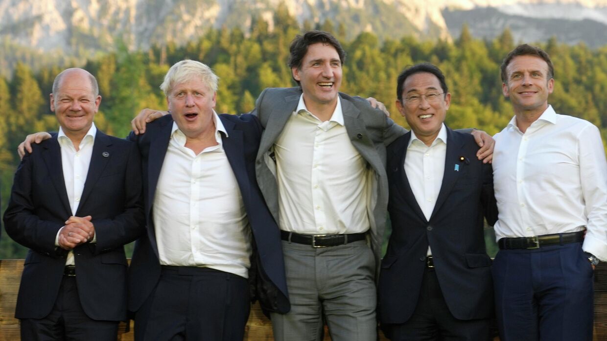 Лидеры стран G7 на саммите в Германии