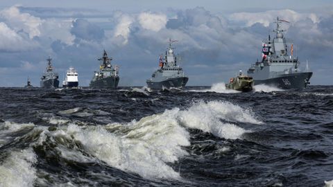 Генеральная репетиция парада ко Дню ВМФ