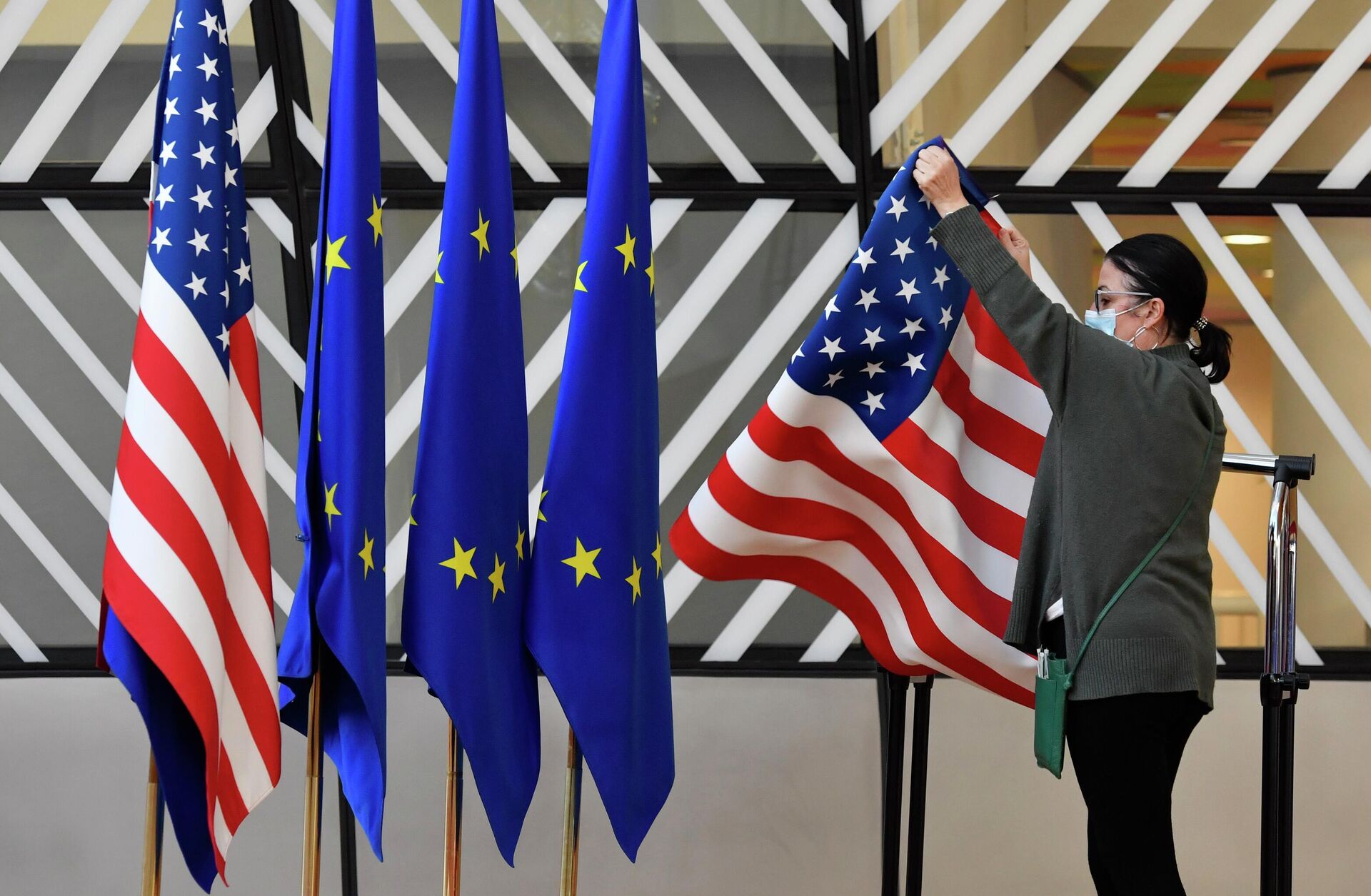 Флаги США и ЕС - ИноСМИ, 1920, 24.03.2026